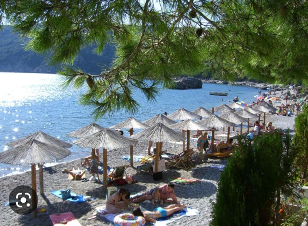 Deluxe Apartmani Vila Pejovic Sutomore Bagian luar foto