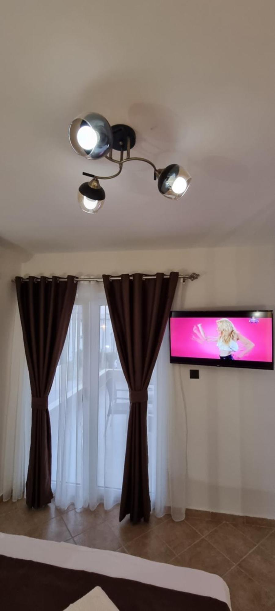 Deluxe Apartmani Vila Pejovic Sutomore Ruang foto